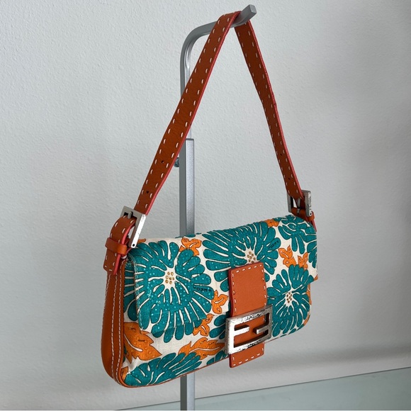 Super Rare Fendi Vintage Floral Canvas Baguette Bag - Picture 8 of 12